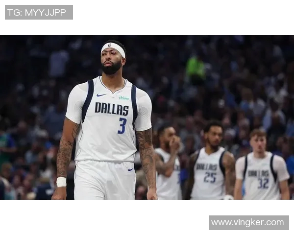 独行侠主帅对球队表现不满，斥责球员态度问题：探讨NBA职业精神的缺失